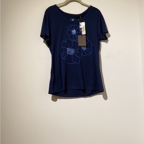 Tommy Bahama navy floral tee - Picture 1 of 5